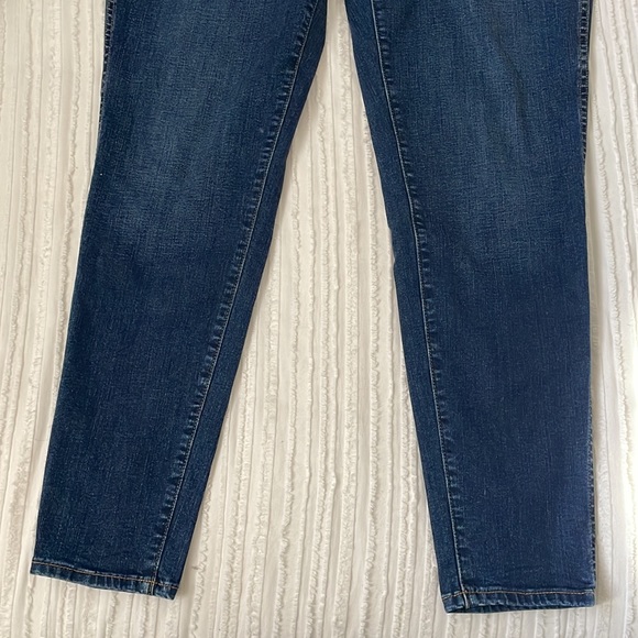 Madewell High-Rise Jeans - Picture 7 of 7